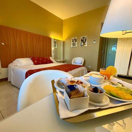 Barion Hotel&Congressi Esterno foto
