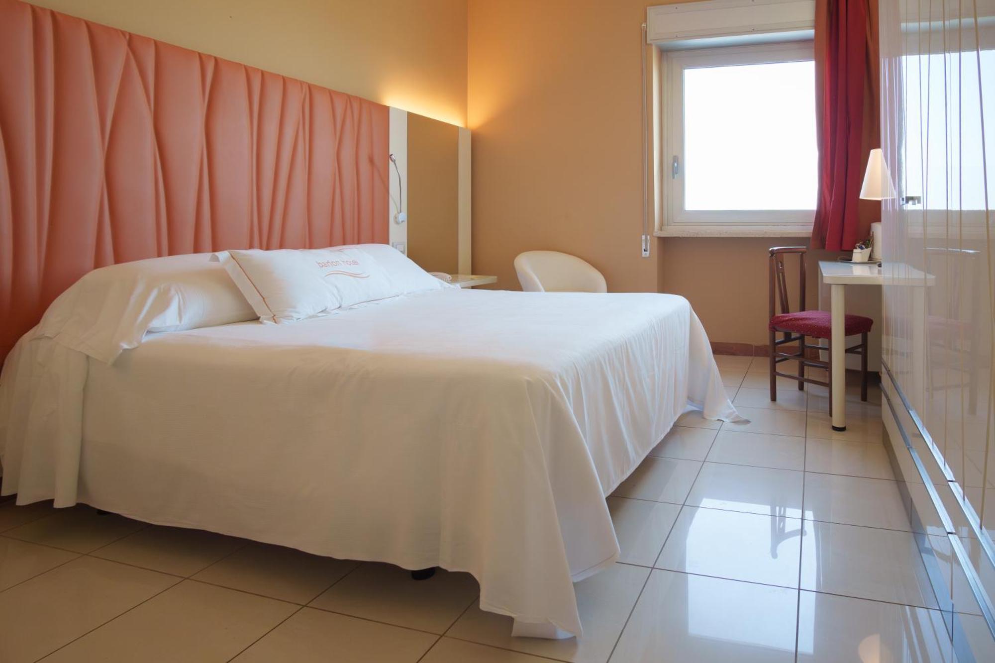 Barion Hotel&Congressi Esterno foto