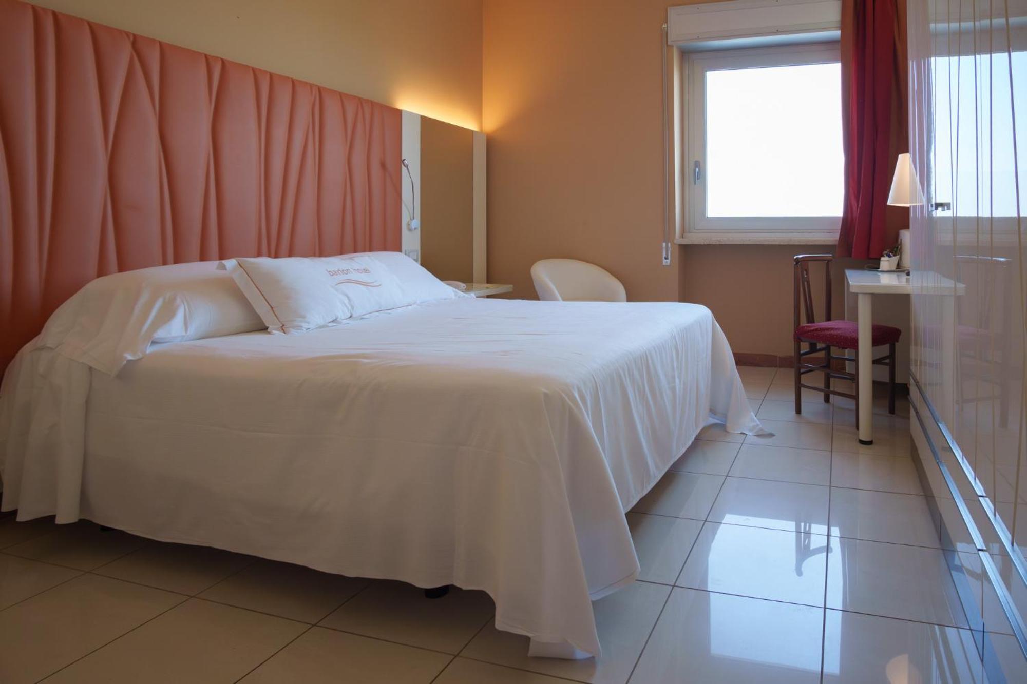 Barion Hotel&Congressi Esterno foto